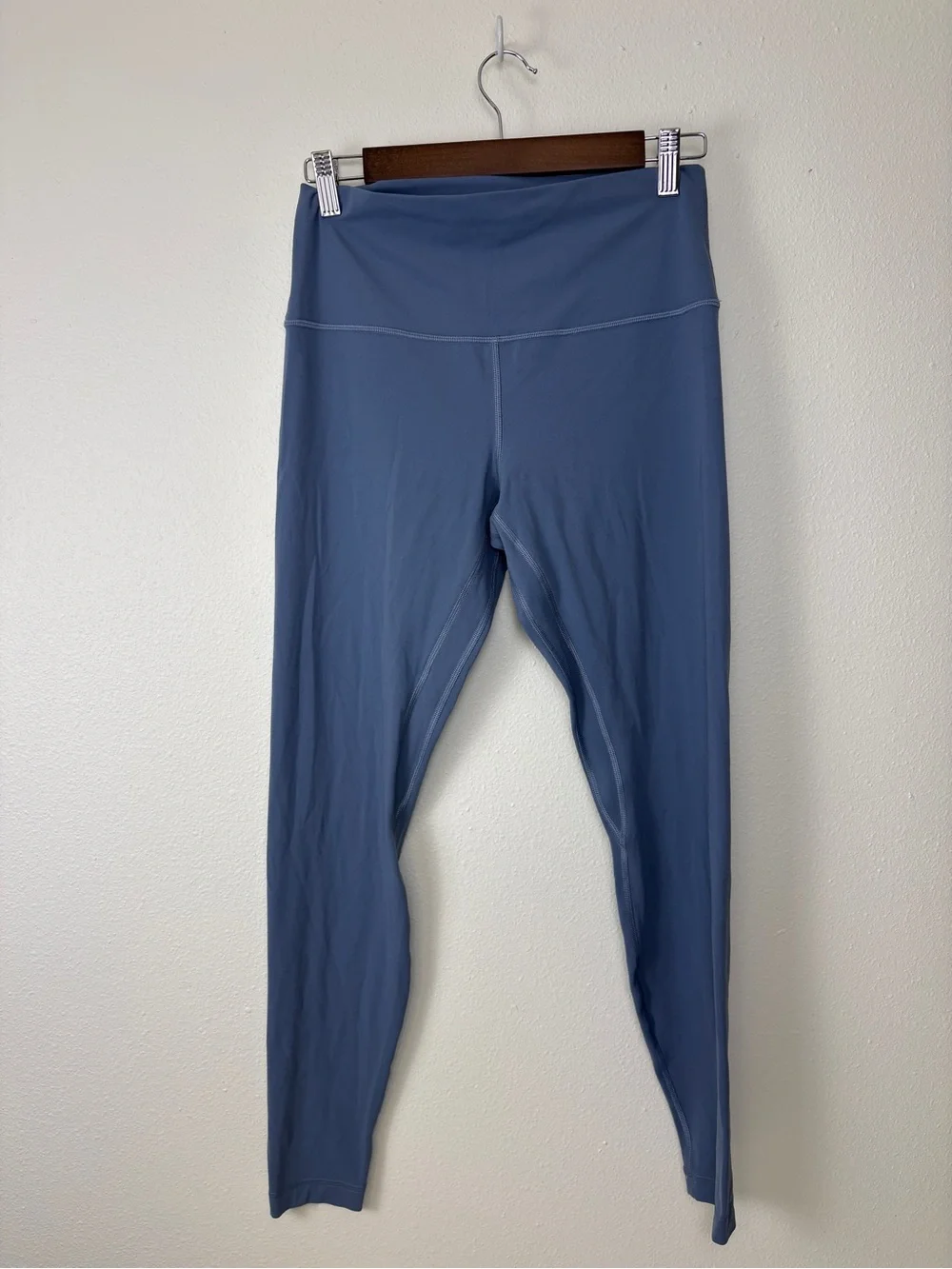 lululemon athletica pale blue 25in high waisted activewear athleisure